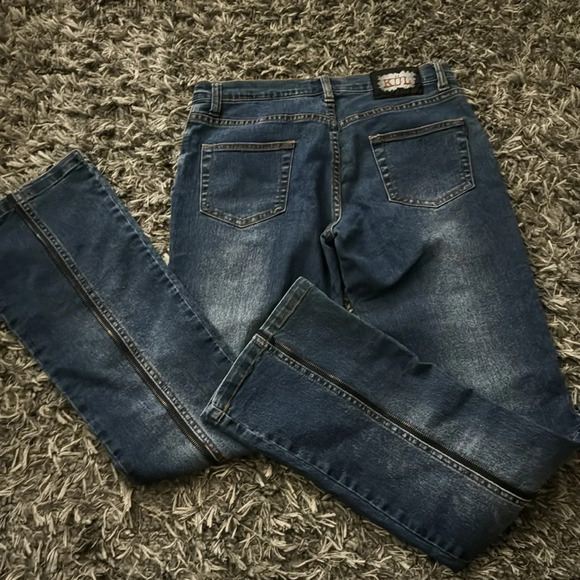 A fun pair of retro disco style jeans - Picture 8 of 14